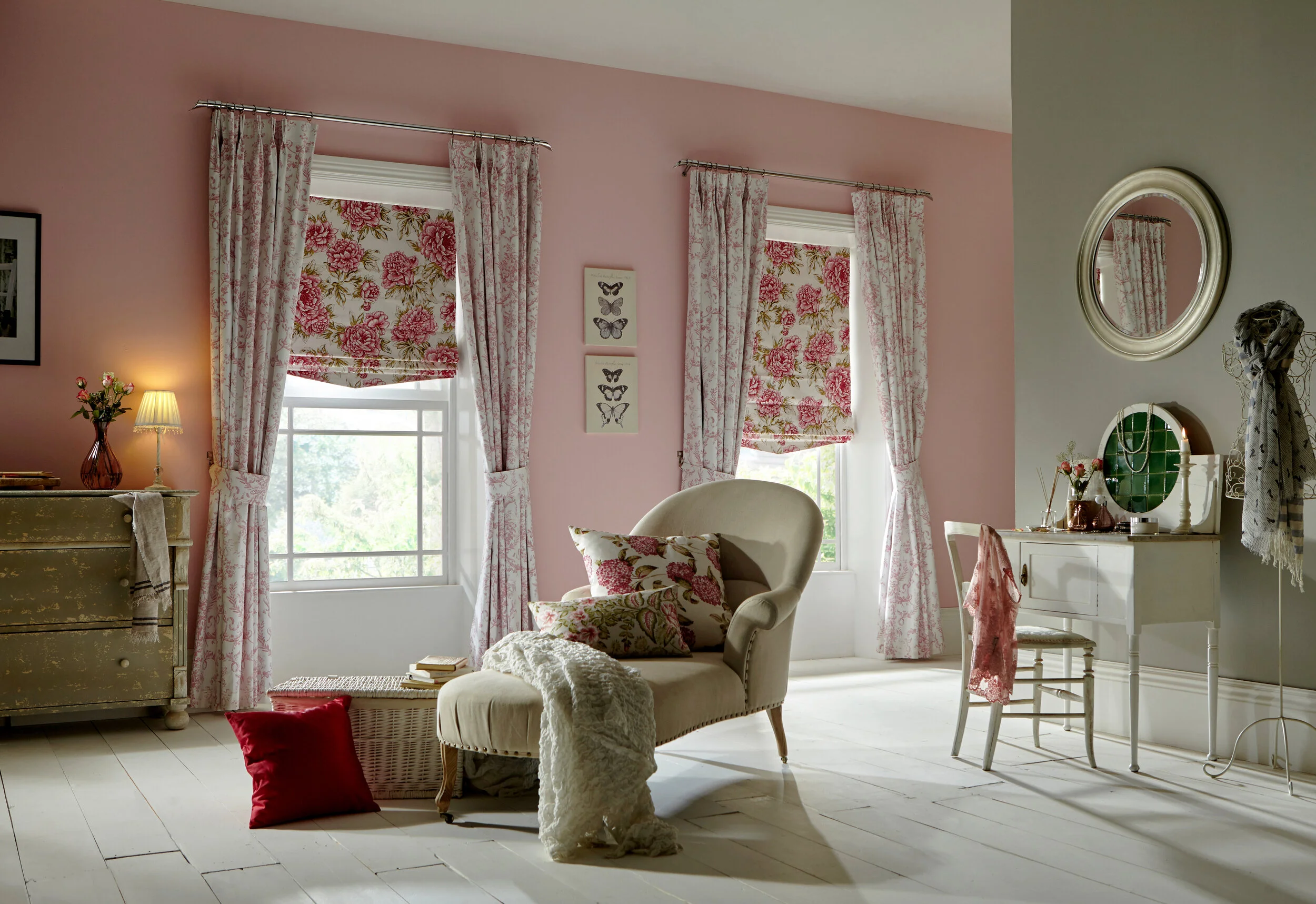 Mertan Rose Curtain_Bloom Raspberry Roman.jpg