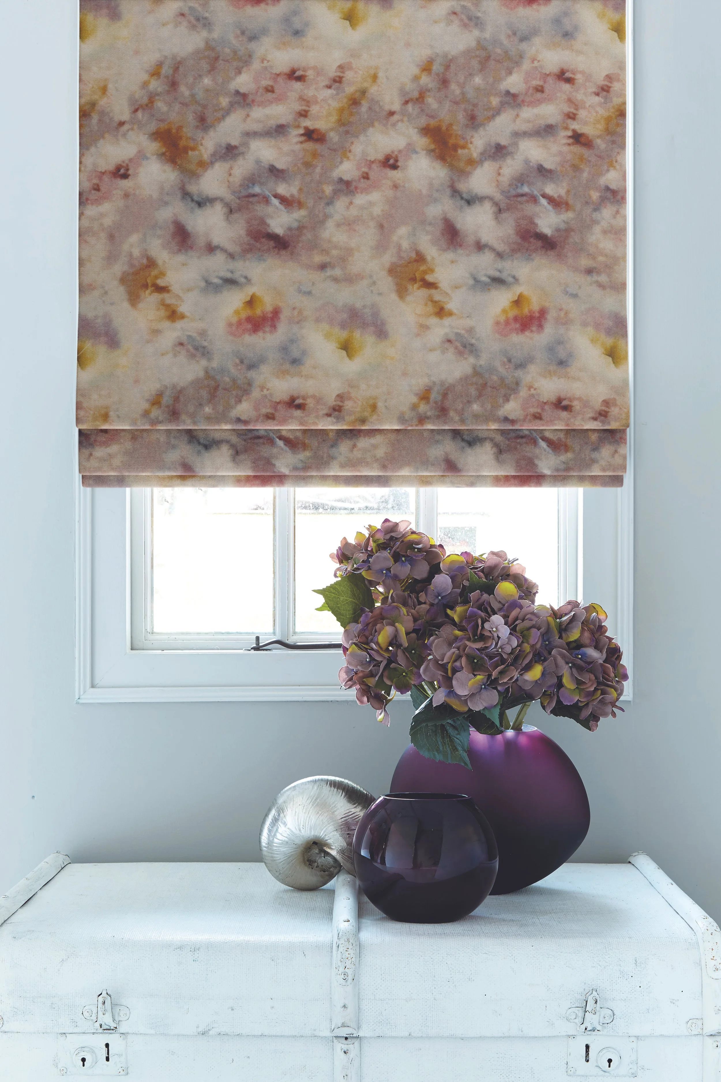 ARENA-2021-SOFTS-LAUNCH-ROMAN-BLINDS-BREATHE-BERRY.jpg