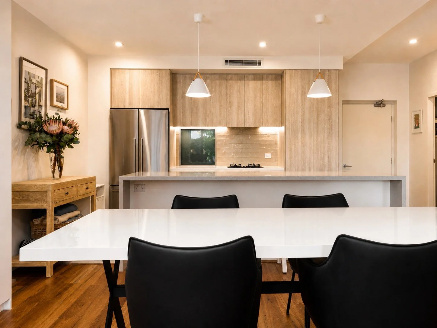 modern_minimalist_kitchen_and_dining_space.jpg
