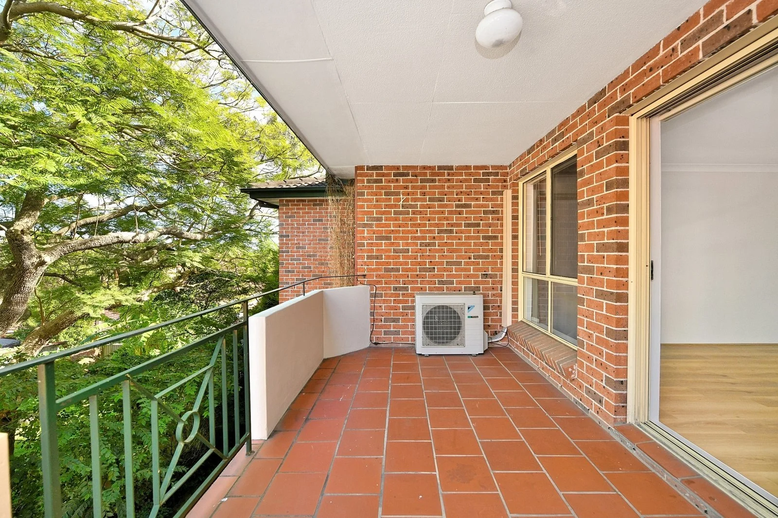 (WEB) 16_8-12 Bond St, Hurstville (5) - Copy.jpg