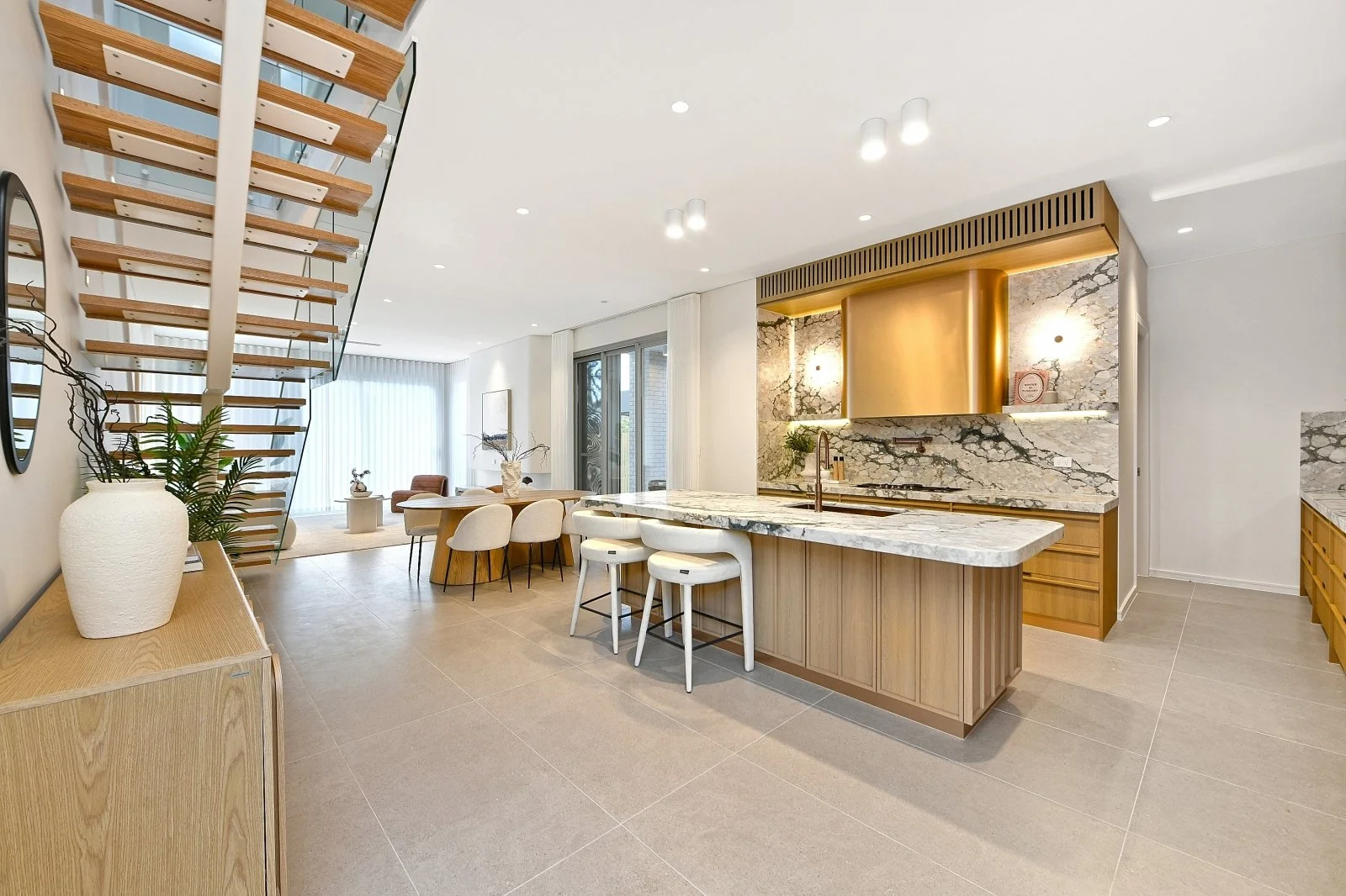 (WEB) 14 Renown Ave, Oatley (3).jpg