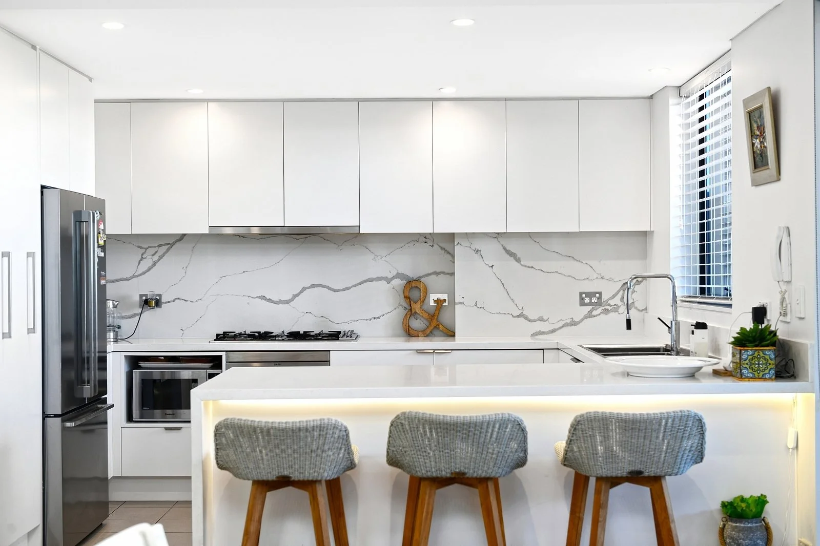 (WEB) 62_313 Forest Rd, Hurstville (12).jpg