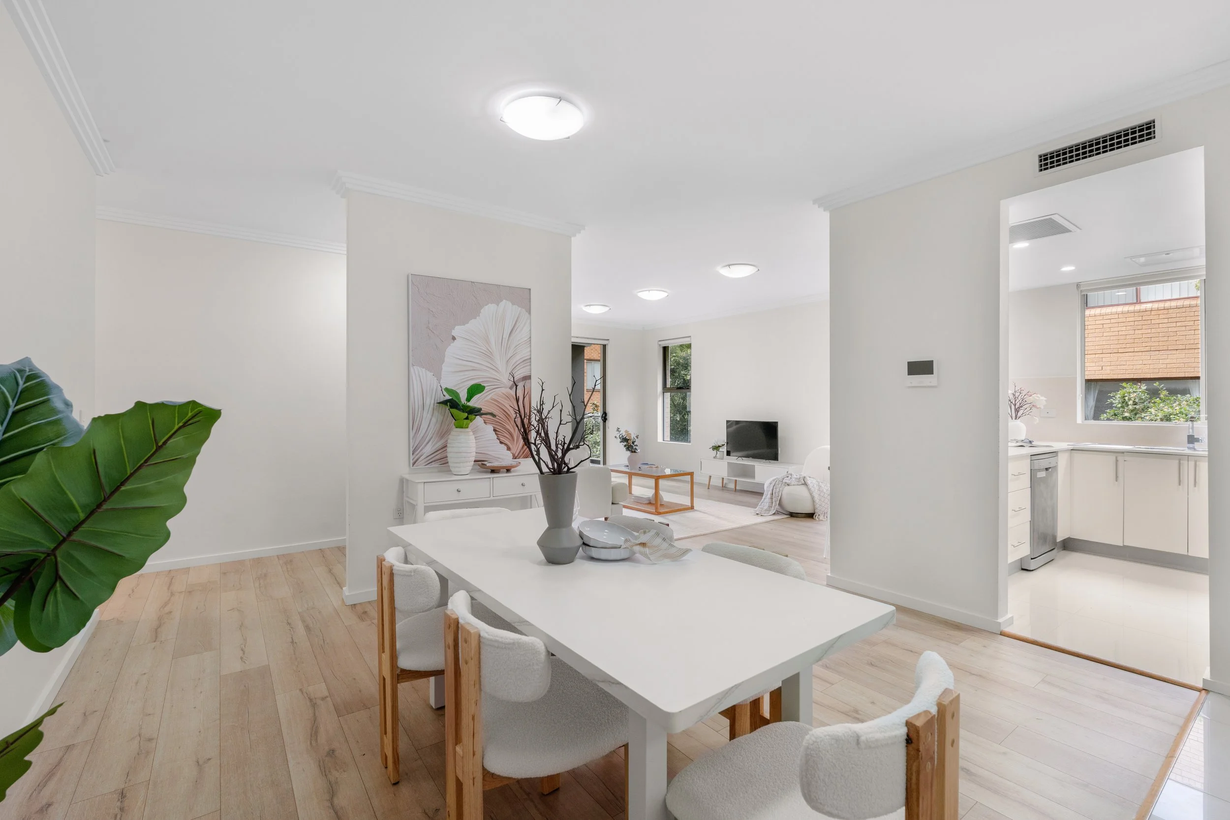 4-22b-24 macquarie place, mortdale-2.jpg