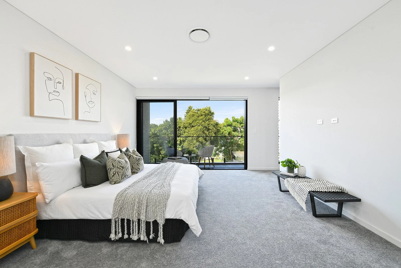 (WEB) 7 Blackshaw Ave, Mortdale (13).jpg