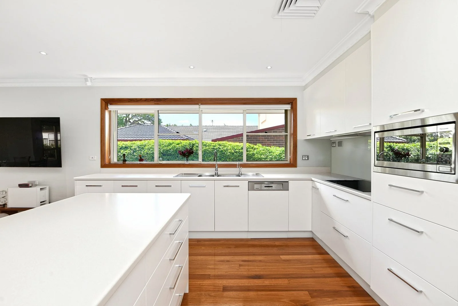(WEB) 96 Woronora Parade, Oatley (10).jpg