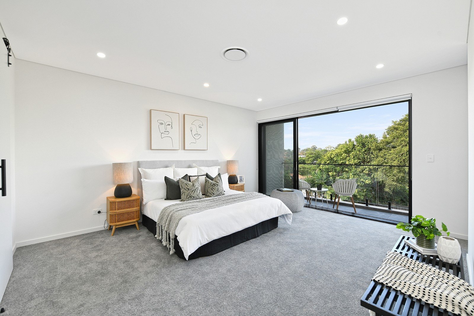 (WEB) 7 Blackshaw Ave, Mortdale (14).jpg