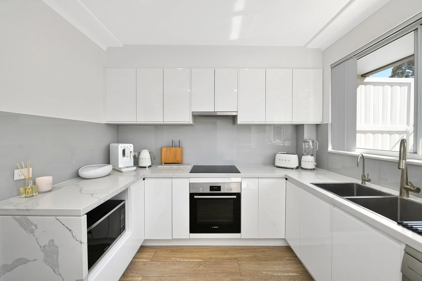 (WEB) 6_31 Wonoona Parade E, Oatley (3).jpg