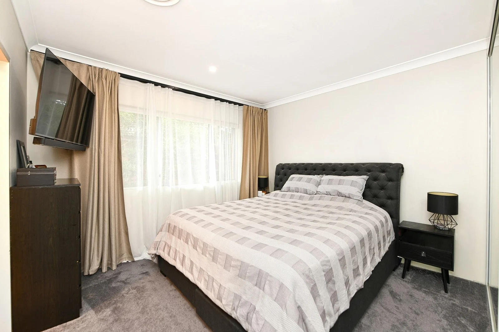 (WEB) 8_73 Dora St, Hurstville (8).jpg
