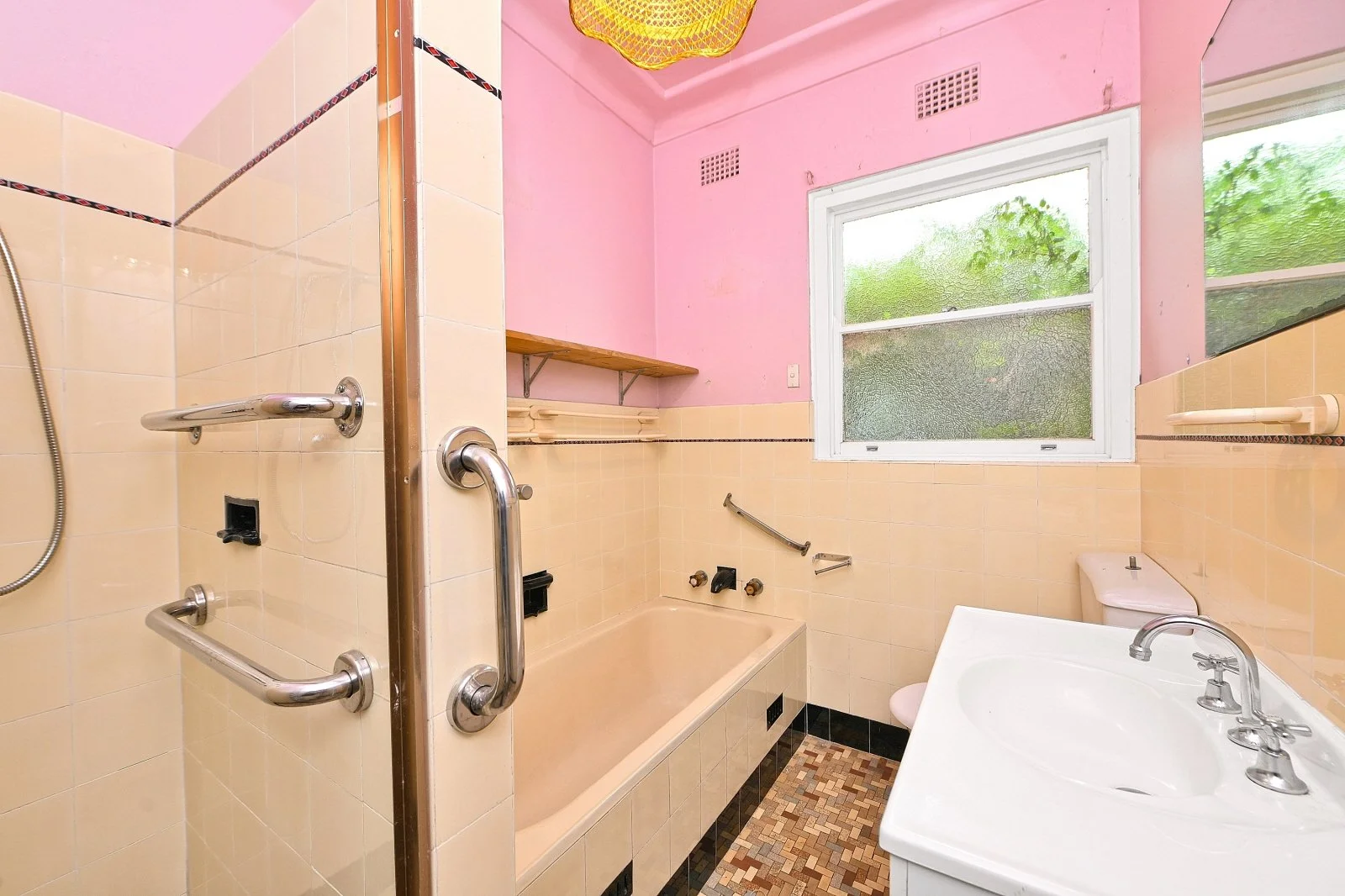 (WEB) 74 Lansdowne Parade, Oatley (9).jpg