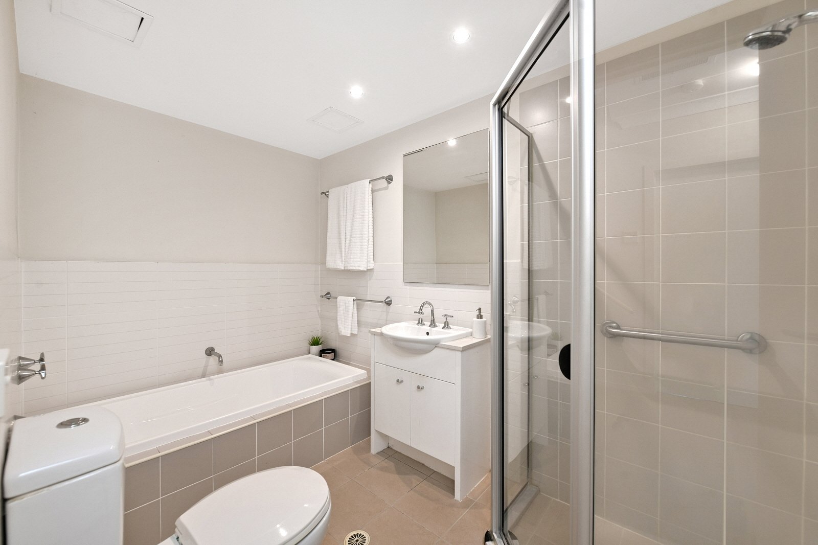 (WEB) 14_2a Rosa St, Oatley (5).jpg