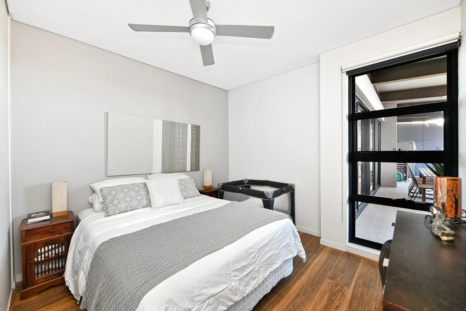 (WEB) 62_313 Forest Rd, Hurstville (16).jpg