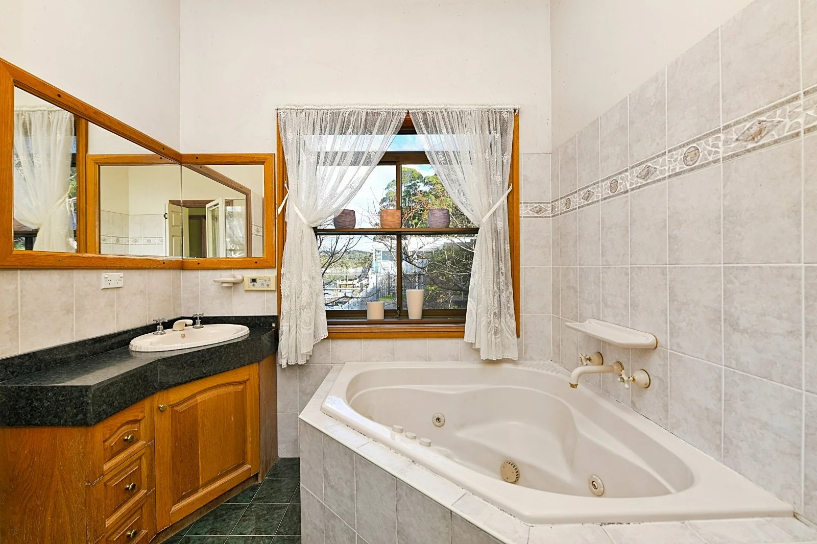 (WEB) 56 Algernon St, Oatley (10).jpg