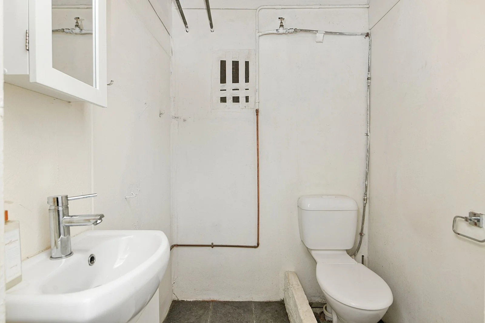 (WEB) 1_1 Morts Rd, Mortdale (9).jpg