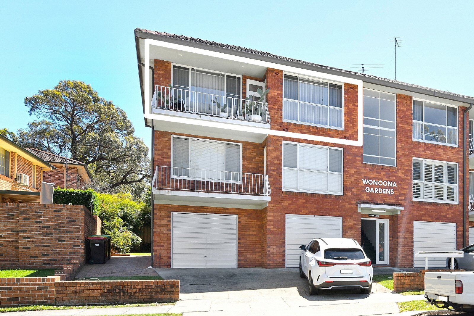 (WEB) 5_31 Wonoona Parade E, Oatley (1).jpg