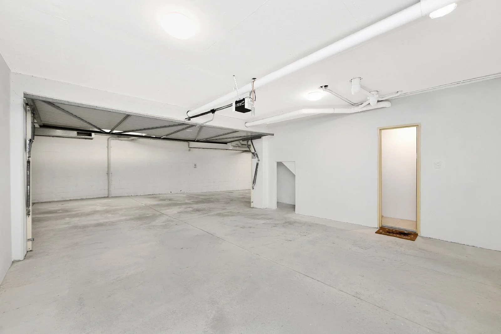 (WEB) 3a_79 Hillcrest Avenue, Hurstville (8).jpg