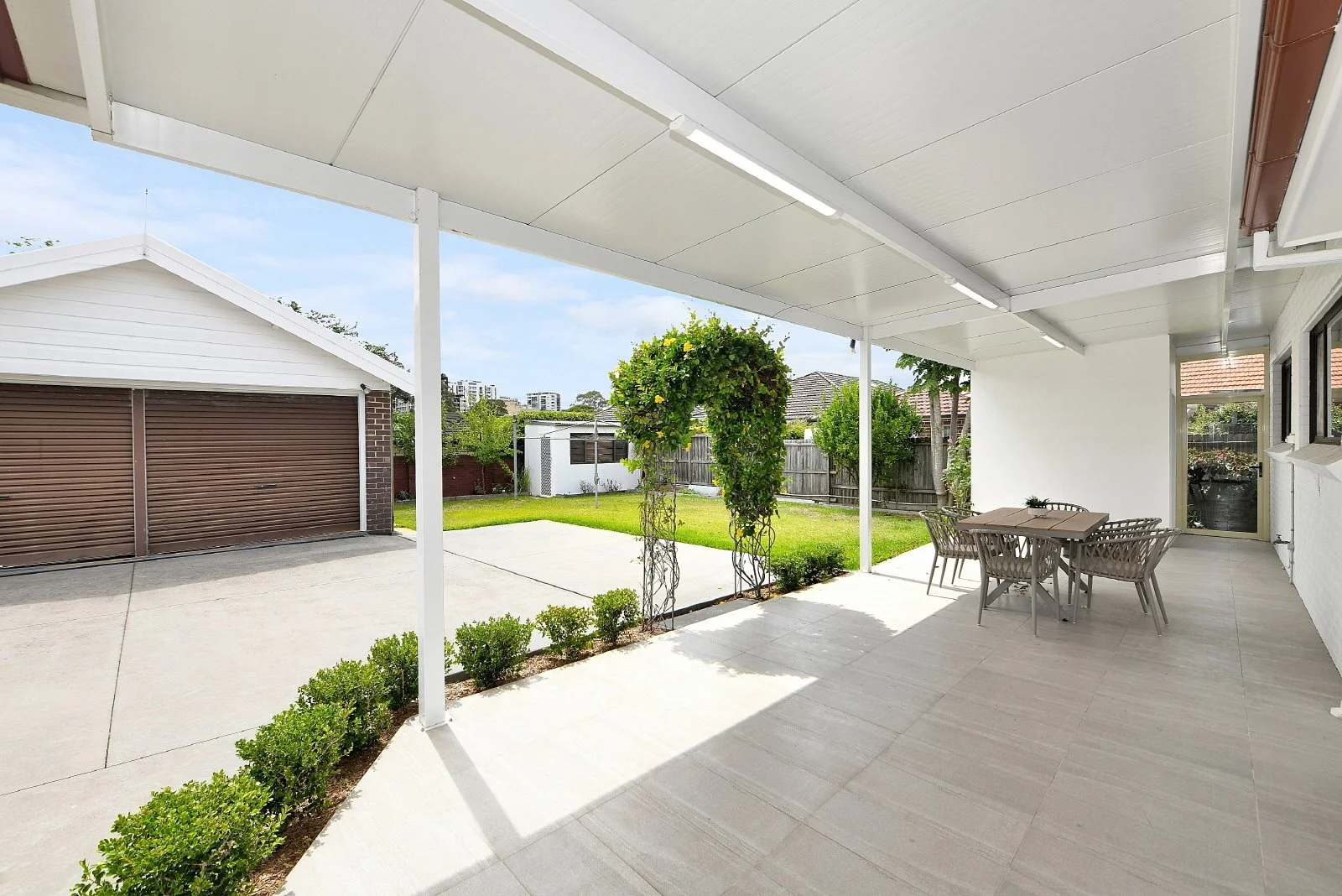 (WEB) 8A Neirbo Avenue, Hurstville (6).jpg