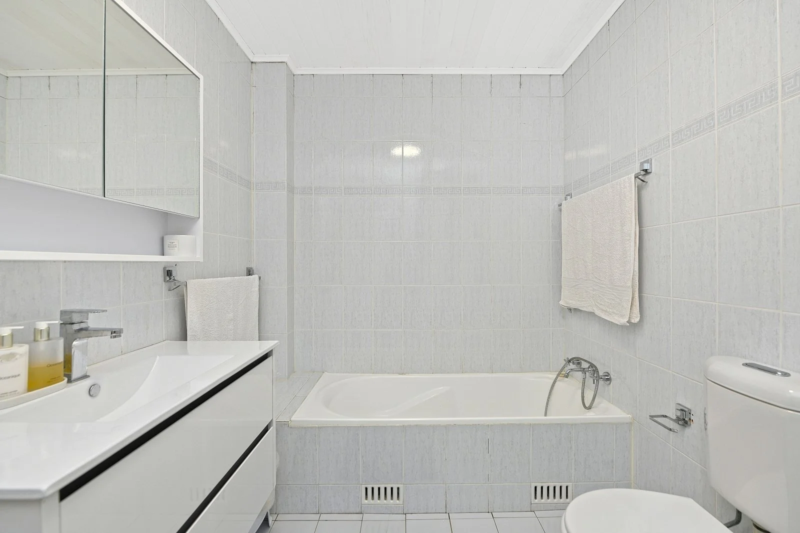 (WEB) 8_73 Dora St, Hurstville (10).jpg
