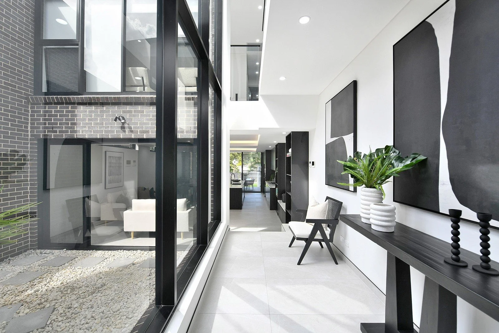 (WEB) 7 Blackshaw Ave, Mortdale (3).jpg