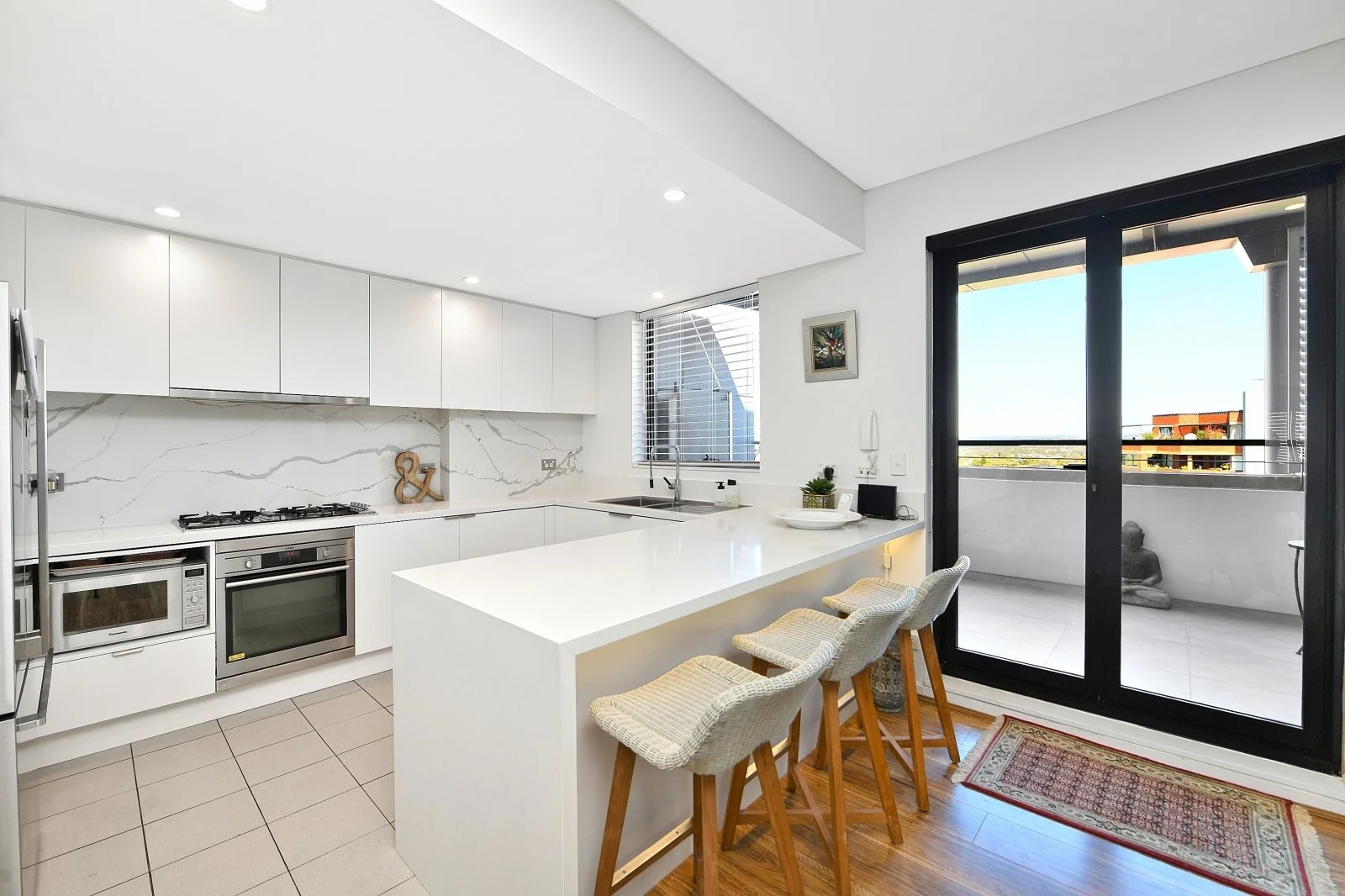 (WEB) 62_313 Forest Rd, Hurstville (7).jpg