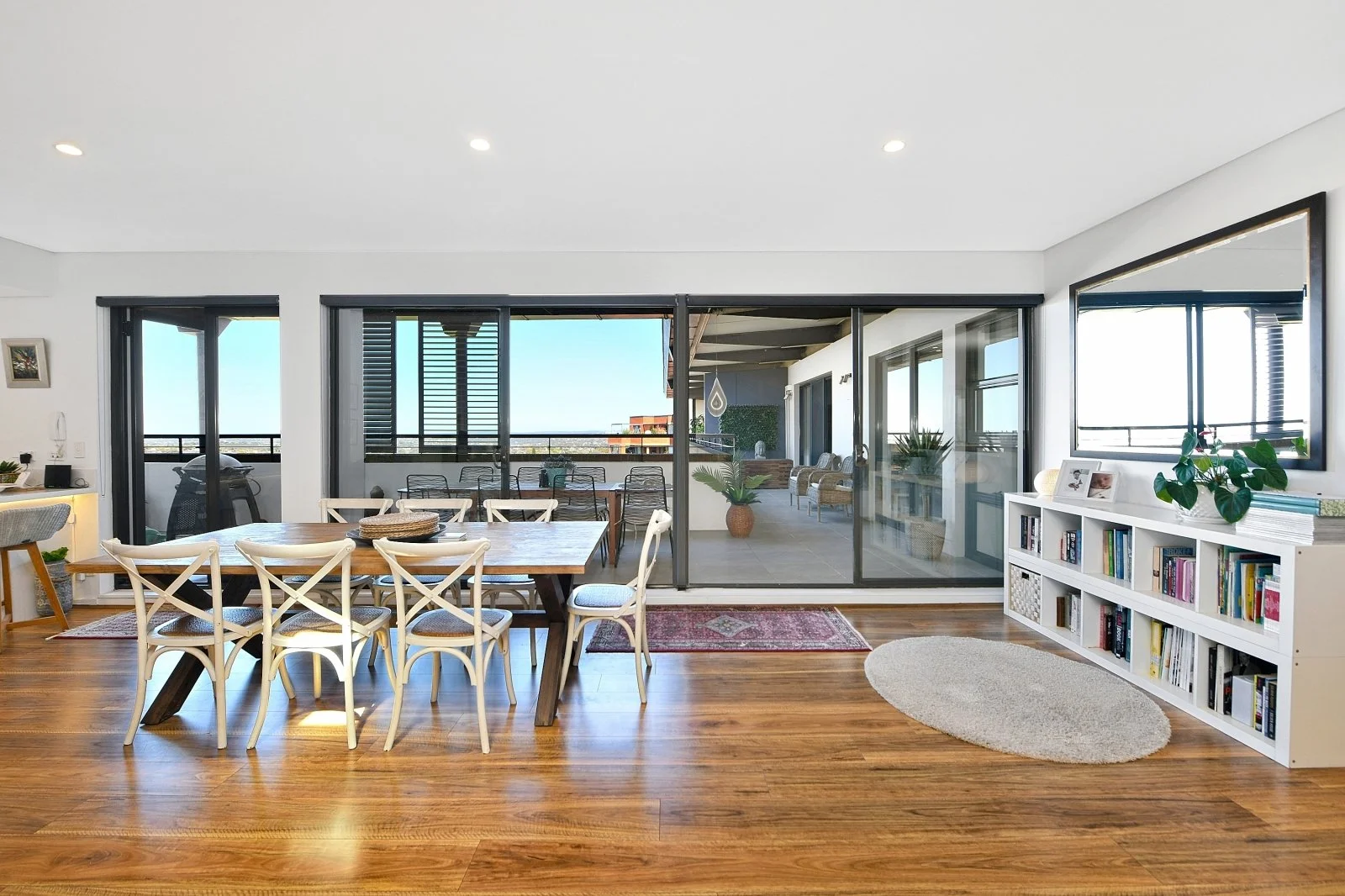 (WEB) 62_313 Forest Rd, Hurstville (4).jpg