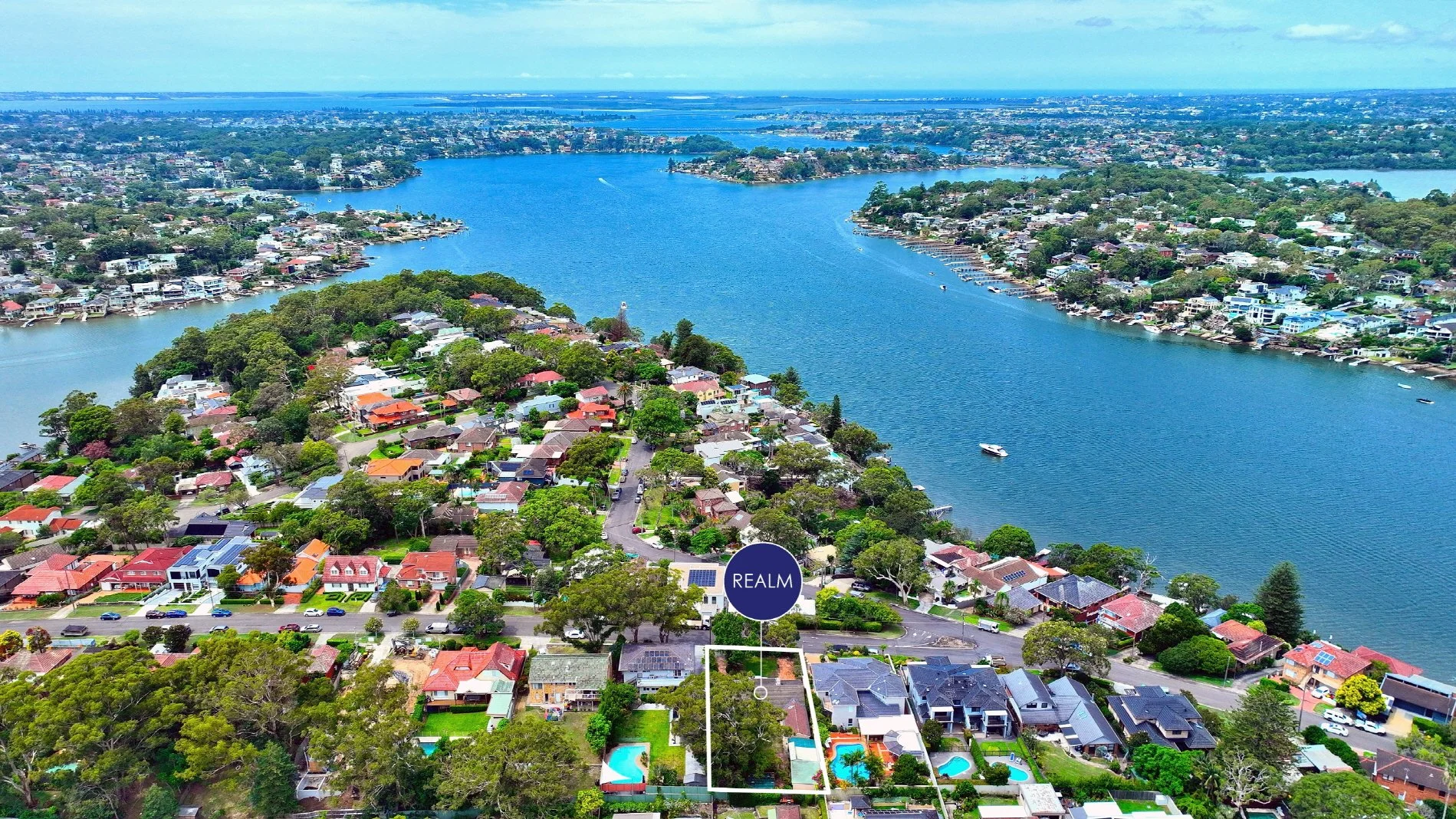 (WEB) 147 Rosa Street, Oatley (2).jpg