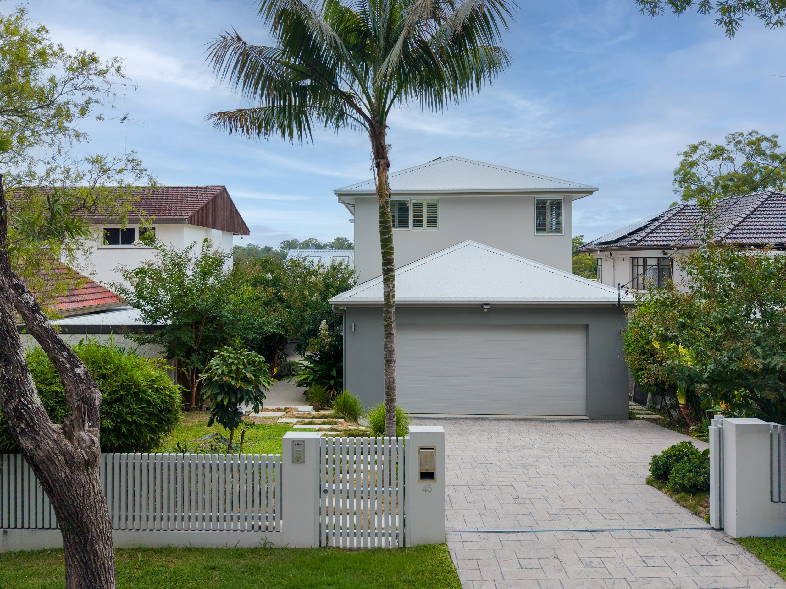 45 Baker st_Photo 2.jpg