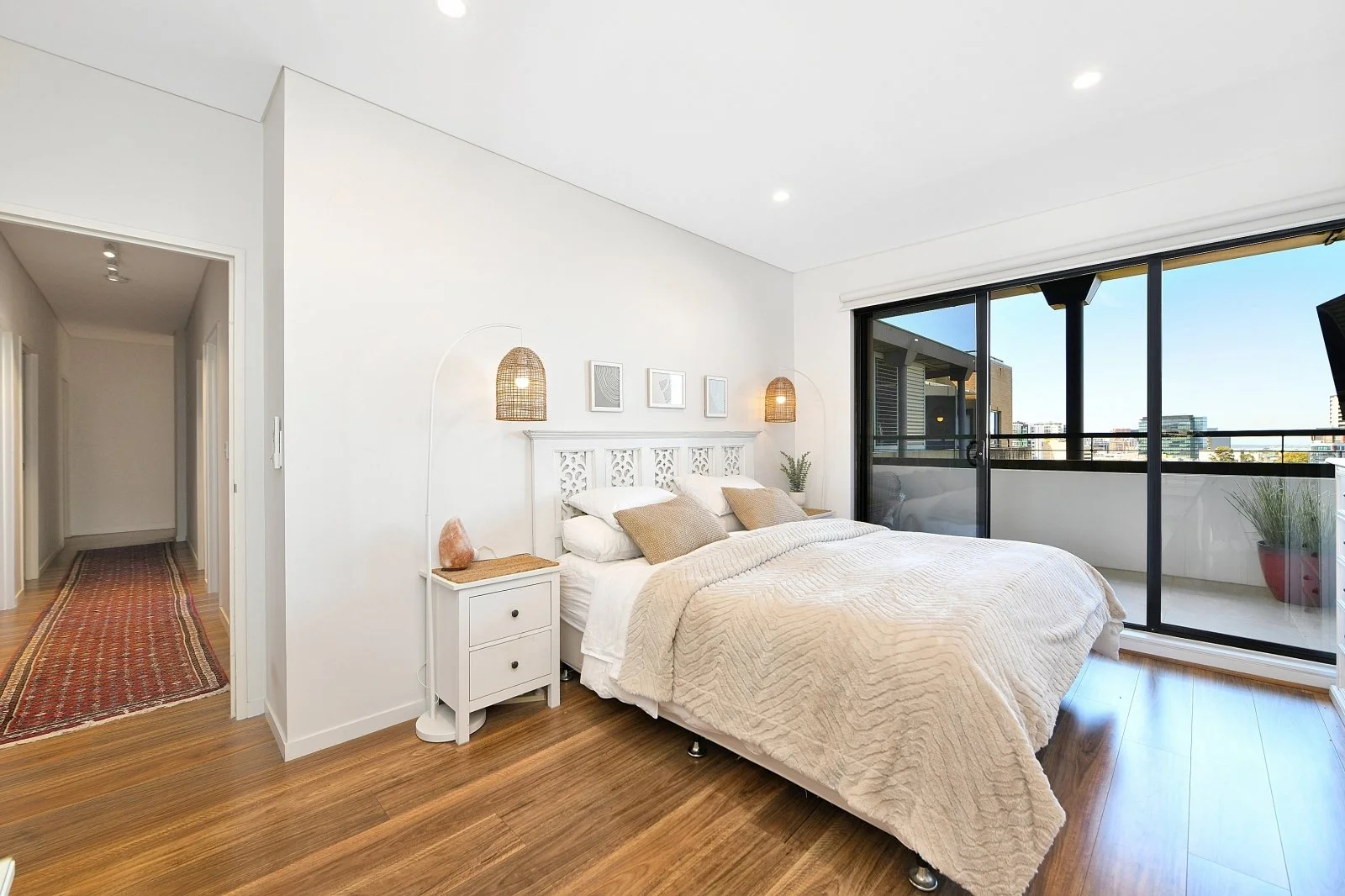 (WEB) 62_313 Forest Rd, Hurstville (13).jpg