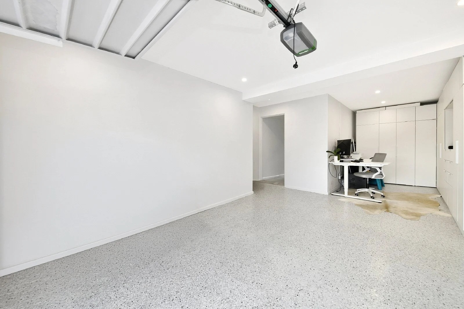 (WEB) 6_31 Wonoona Parade E, Oatley (9).jpg