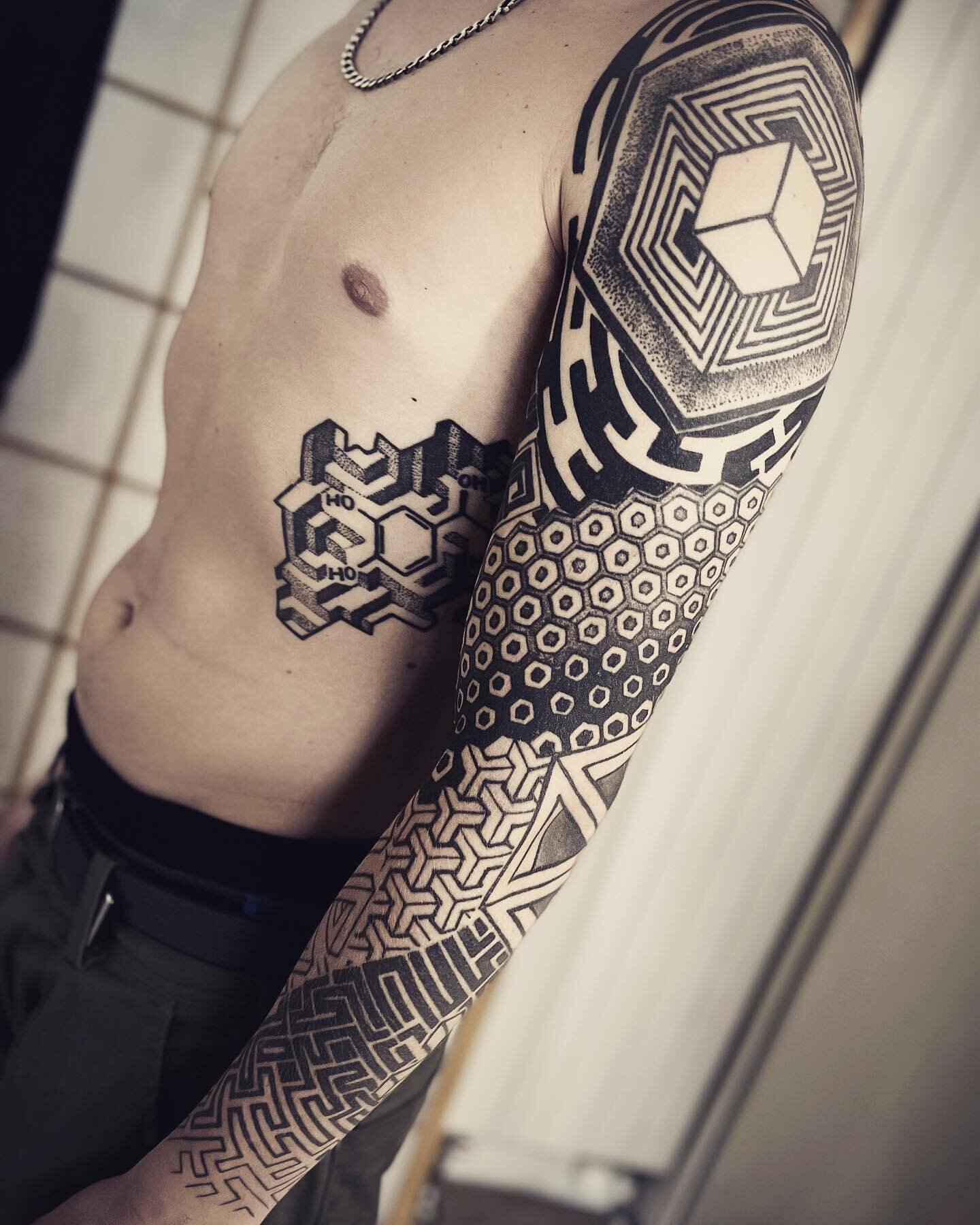 @goldenmandalatattoo #geometrictattoo #dotworktattoos #blackink #art #swisstattooers