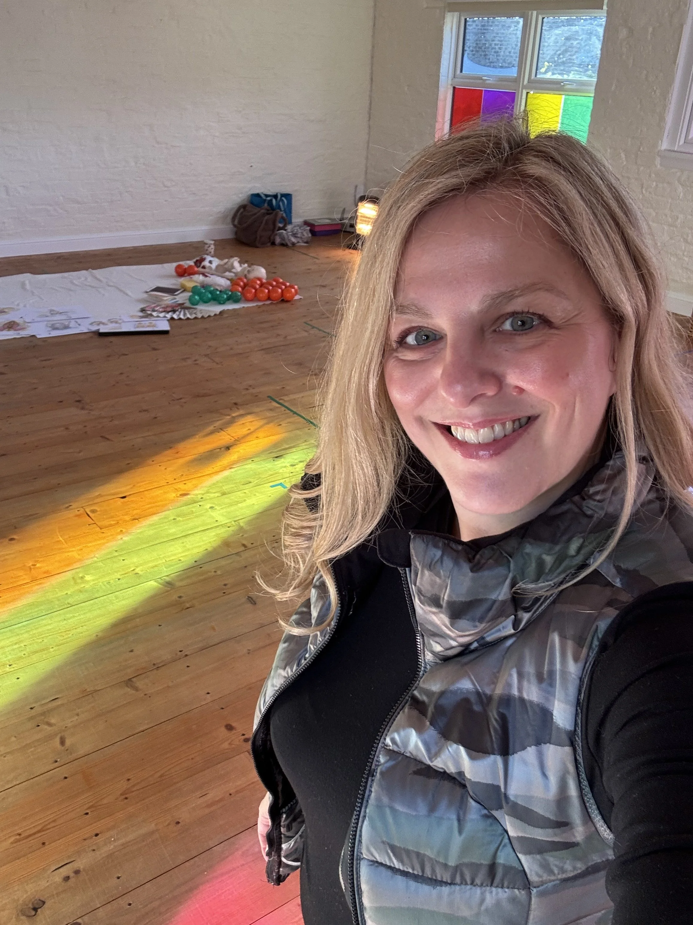 A beautiful morning at Stables Yoga Centre, York, diving into the Pelvic Floor of the Franklin Method®. By using dynamic imagery and the unique Franklin Method® balls, we transform the pelvic floor from a 'hidden' area into a source of support, movem