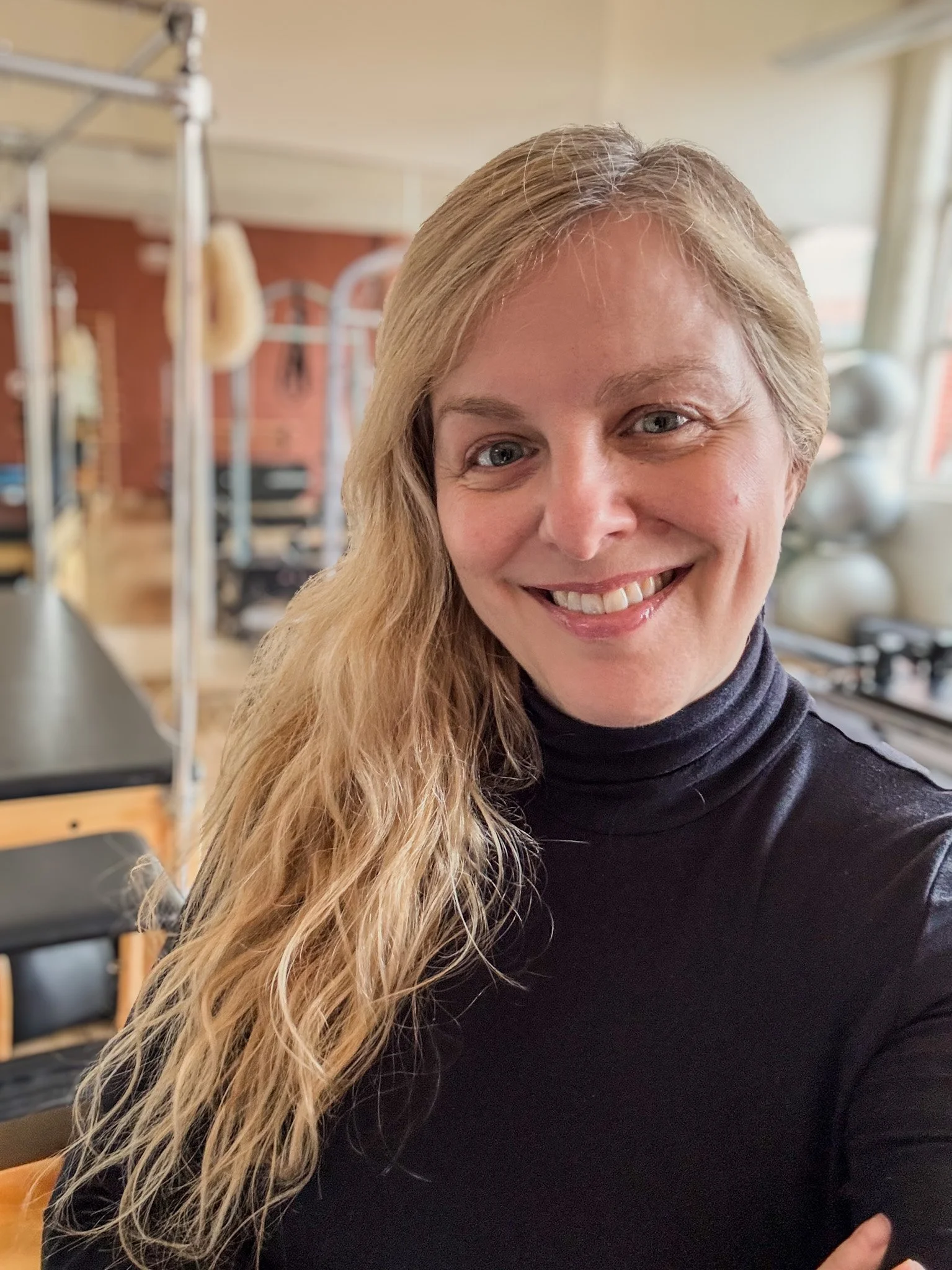 Sarah Pritchard, Level 4 Franklin Method Expert at Cool Pilates Birmingham, specialising in somatic Pilates, remedial pilates, pilates for midlife women, Buff Bones and pilates for osteoporosis, and Pilates for dancers.