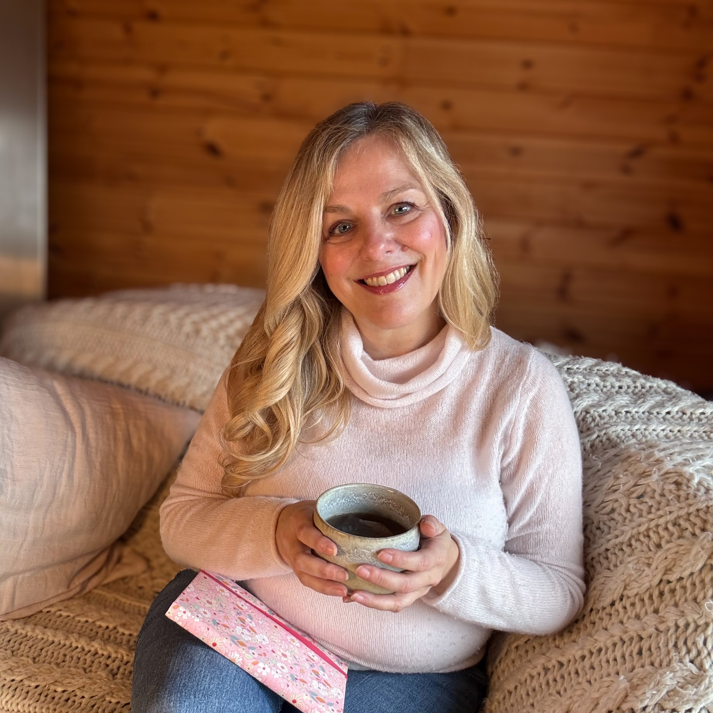 Sarah Pritchard, a SomaSoul® Somatic Therapist, offering online 1:1 therapy sessions and Shropshire-based cabin retreats.