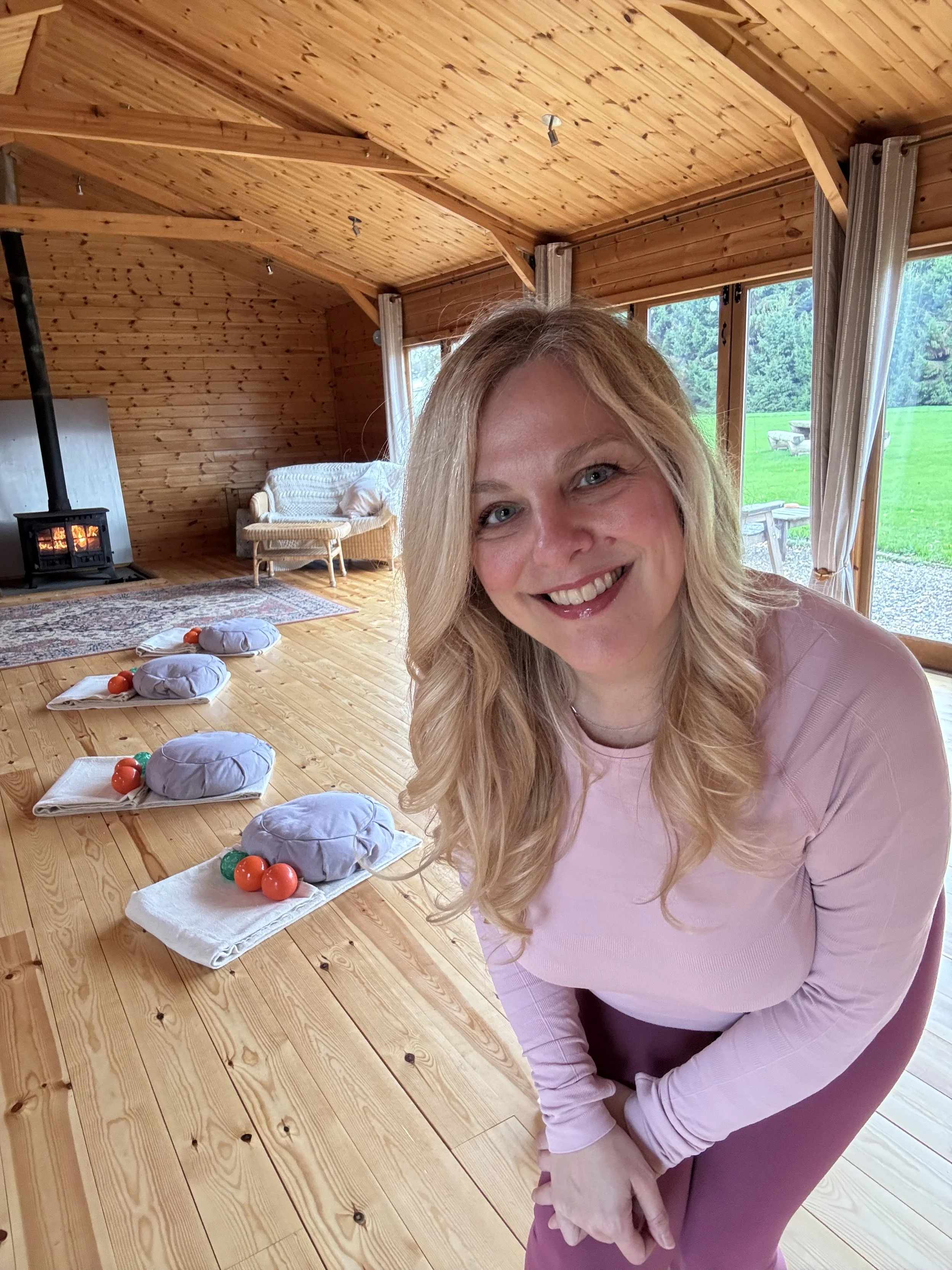 Sarah Pritchard MSMT MSME, ISMETA Master Somatic Educator and Level 4 Franklin Method Educator, welcoming participants at Newton Meadows in Shropshire.