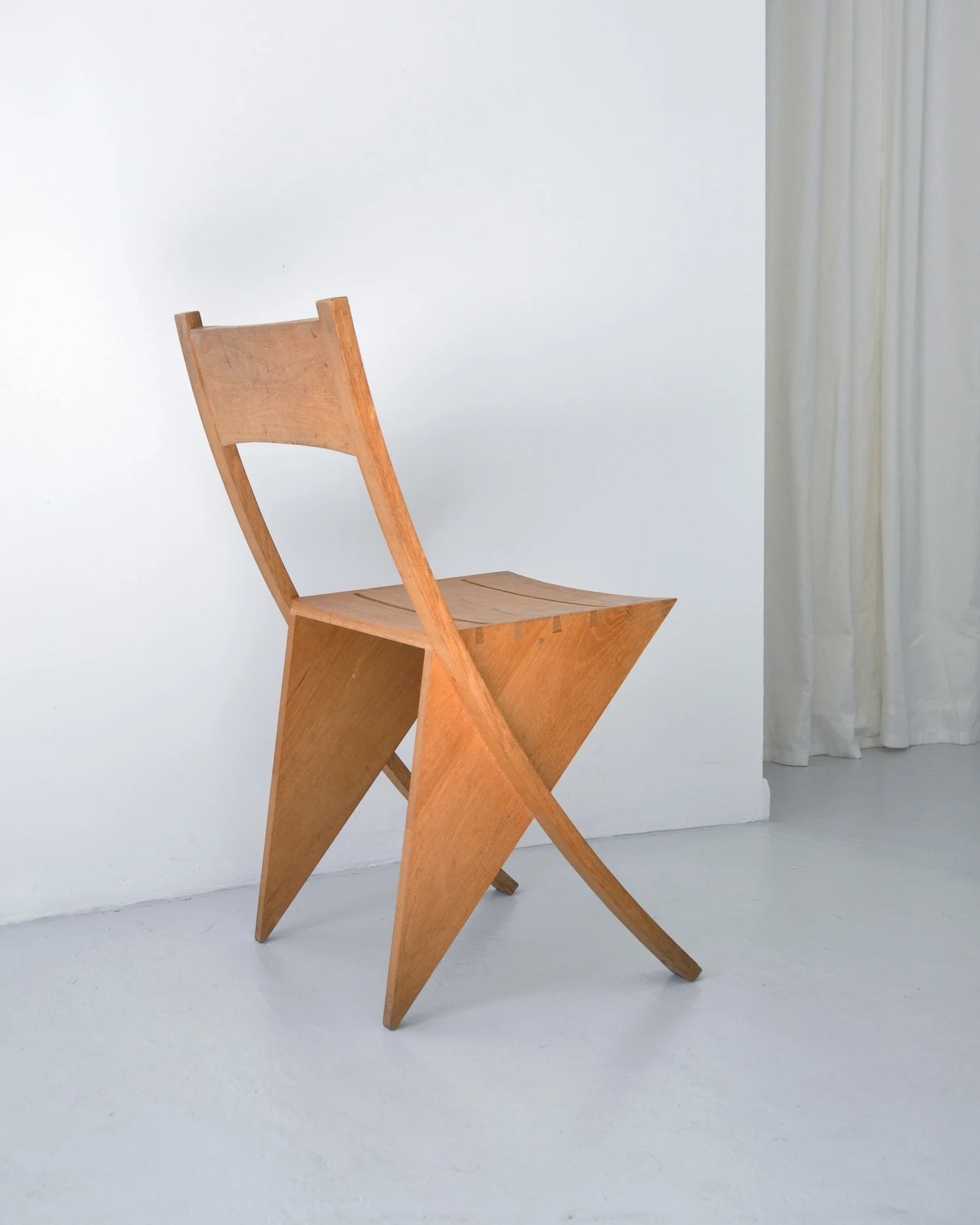 Makepeace Chair — Kardana