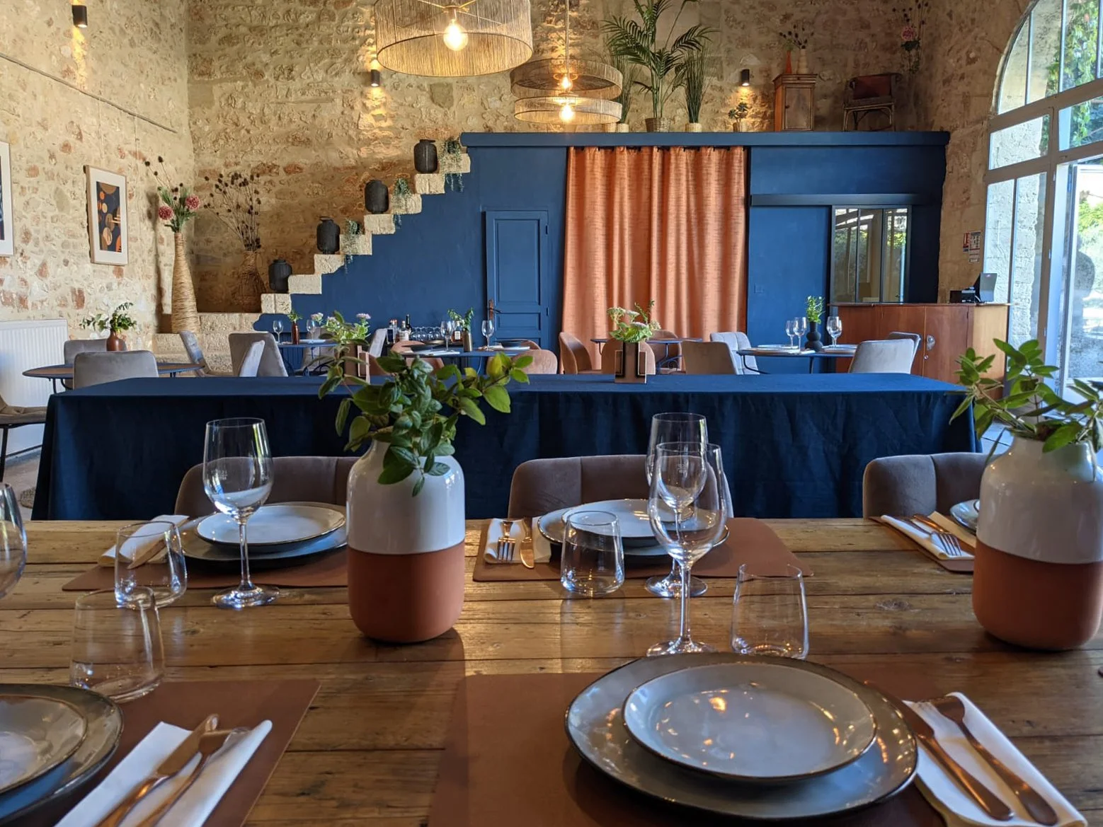 Mas-des-Oules_SALLE LAURIER_restaurant_2021.jpg