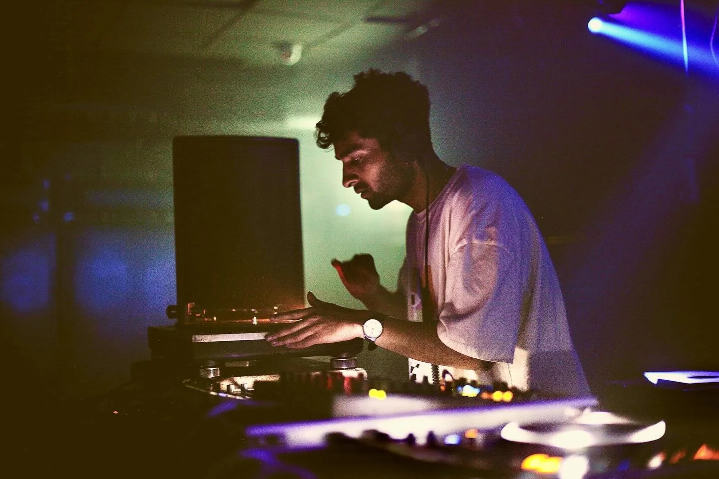 Introducing @youthmusicuk NextGen artist @diamond.sound for @diasporas_now x @prsfoundation MIXER at @icalondon on 29/3 

𝘛𝘩𝘪𝘴 𝘦𝘷𝘦𝘯𝘵 𝘪𝘴 𝘢 𝘤𝘩𝘢𝘯𝘤𝘦 𝘵𝘰 𝘱𝘪𝘵𝘤𝘩 𝘺𝘰𝘶𝘳 𝘰𝘸𝘯 𝘱𝘳𝘰𝘫𝘦𝘤𝘵𝘴 𝘧𝘰𝘳 𝘧𝘶𝘯𝘥𝘪𝘯𝘨 𝘵𝘰 𝘬𝘦𝘺 𝘳𝘦