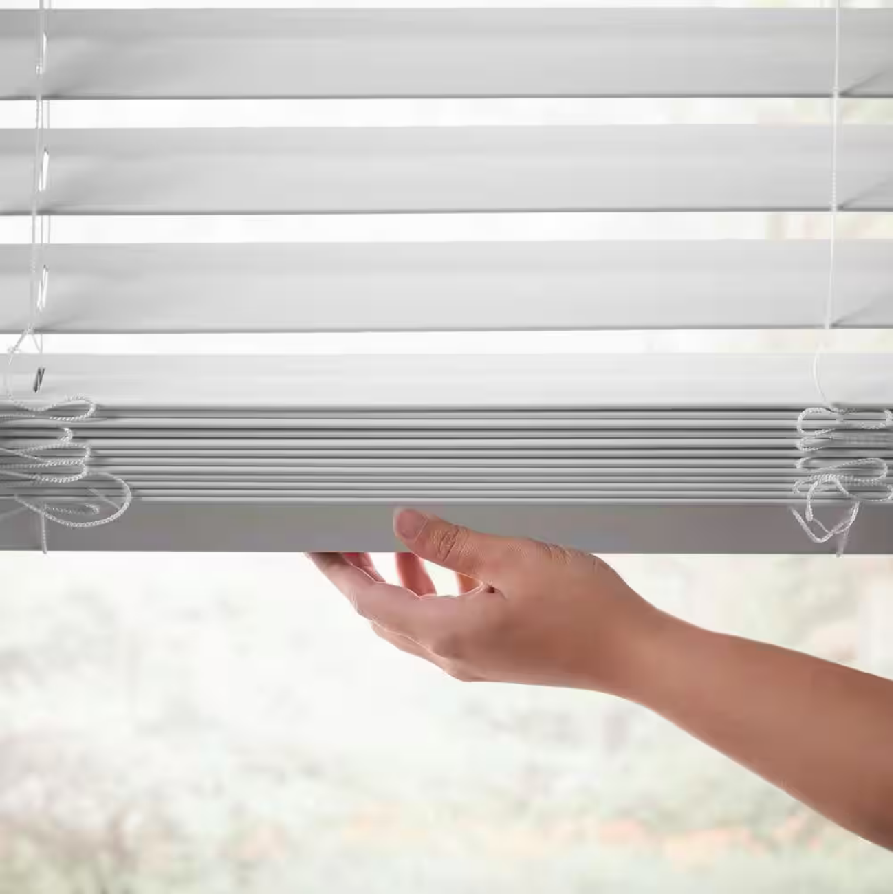 Screenshot 2024-11-13 at 01-05-10 Home Decorators Collection White Cordless Faux Wood Blinds for Windows with 2 in. Slats - 35 in. W x 64 in. L (Actual Size 34.5 in. W x 64 in. L) 10793478184453 - The Home Depot.png