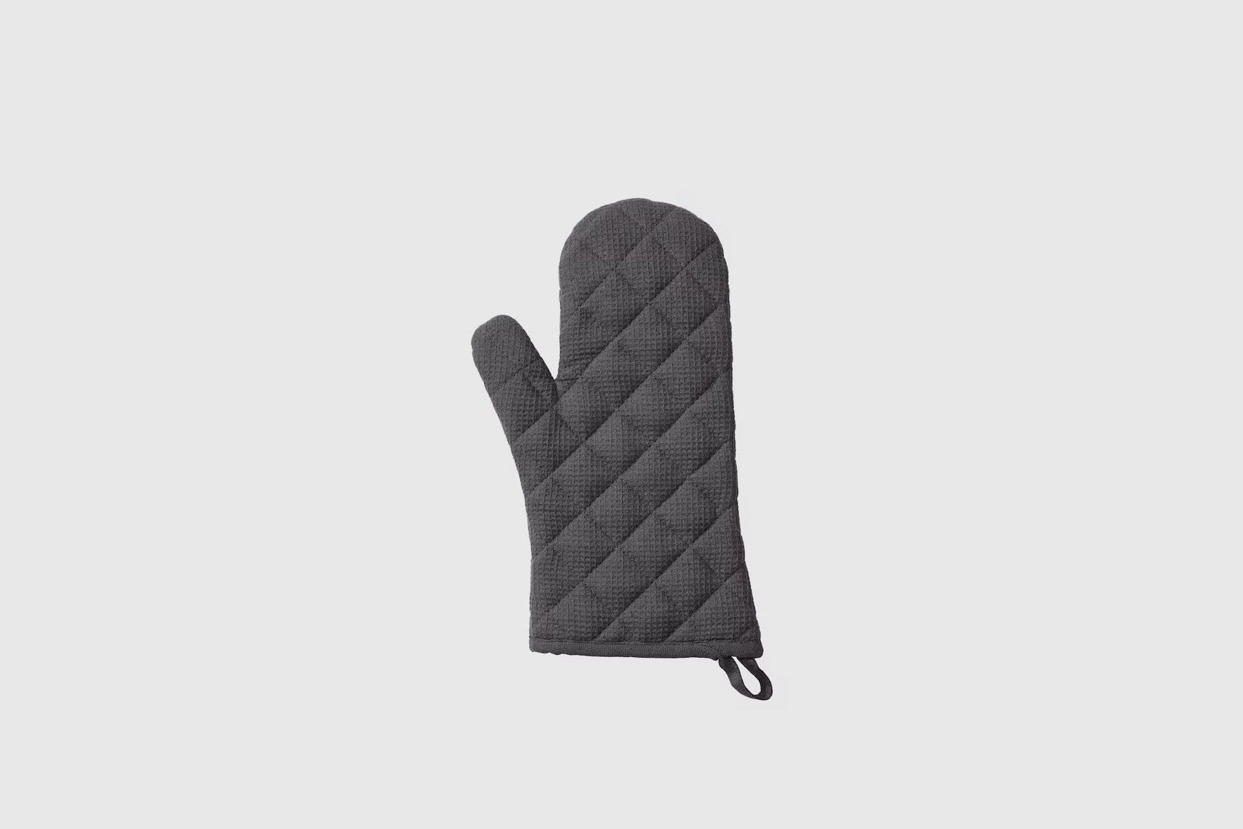 Grey_rinnig-oven-mitt-gray__0918260_pe786433_s5.jpg copy.jpg