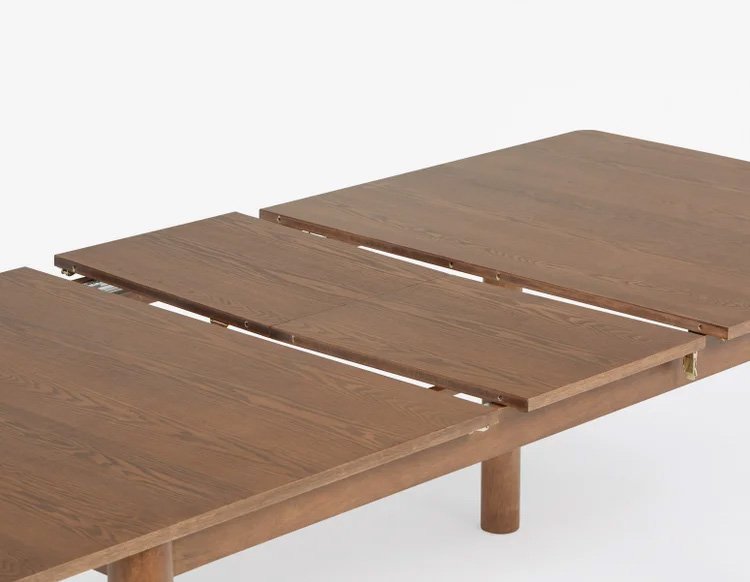 07-38.55.25.97_ExtendableDiningTable_Nado copy.jpg