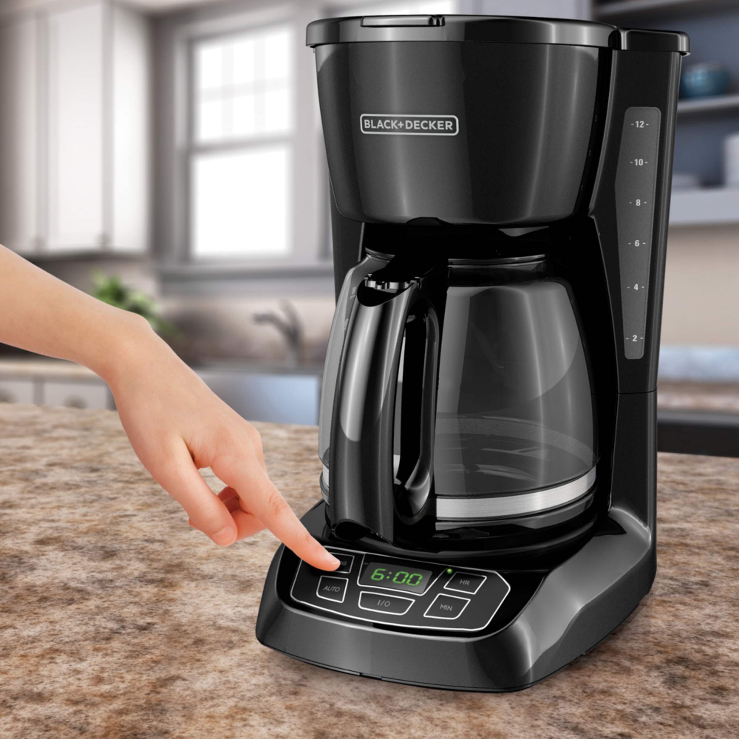 black-decker-12-cup-digital-coffeemaker-ed0557ee-d199-4fb2-858b-87bf999c5e29.png.jpeg