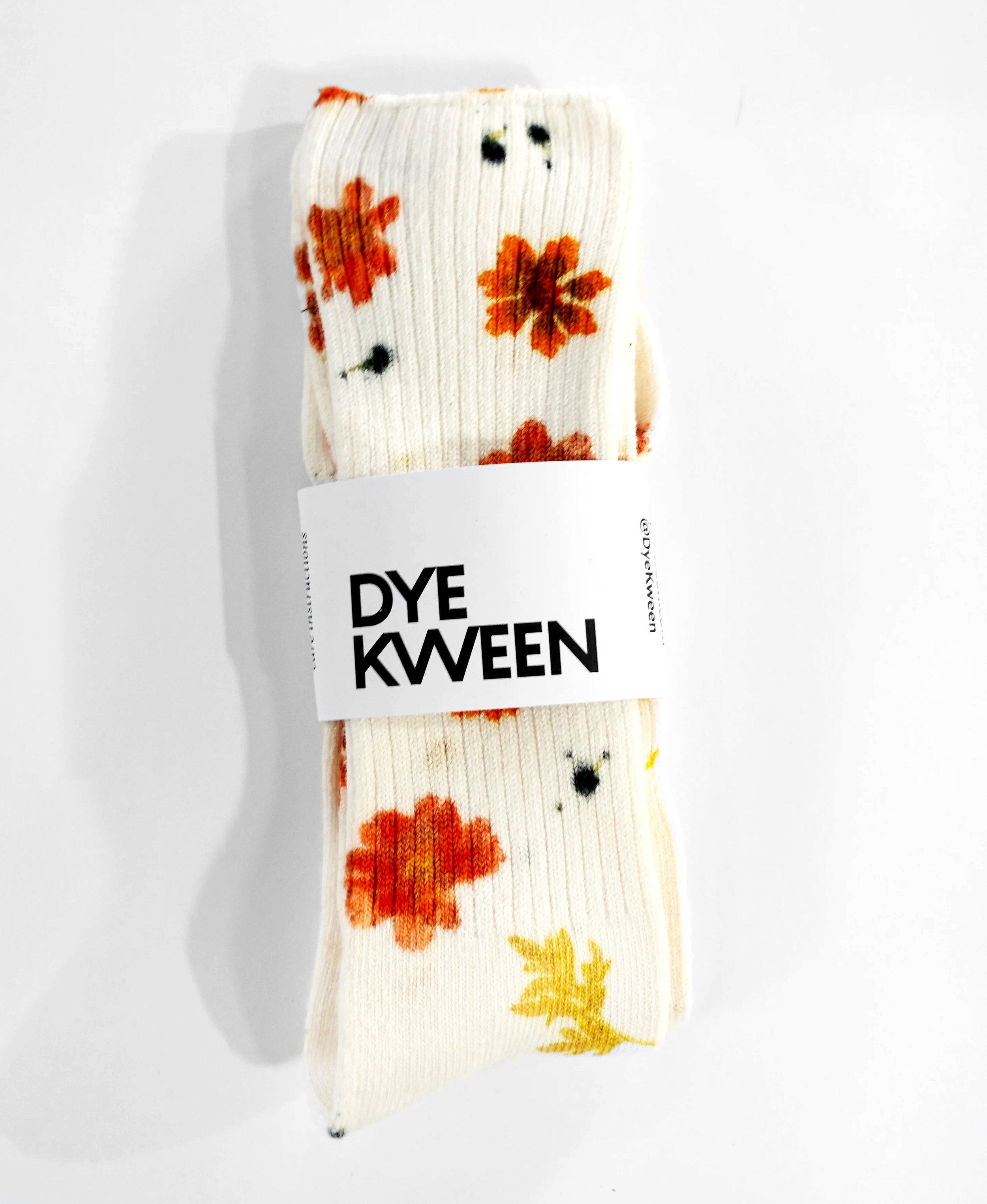dyekween-socks3.png
