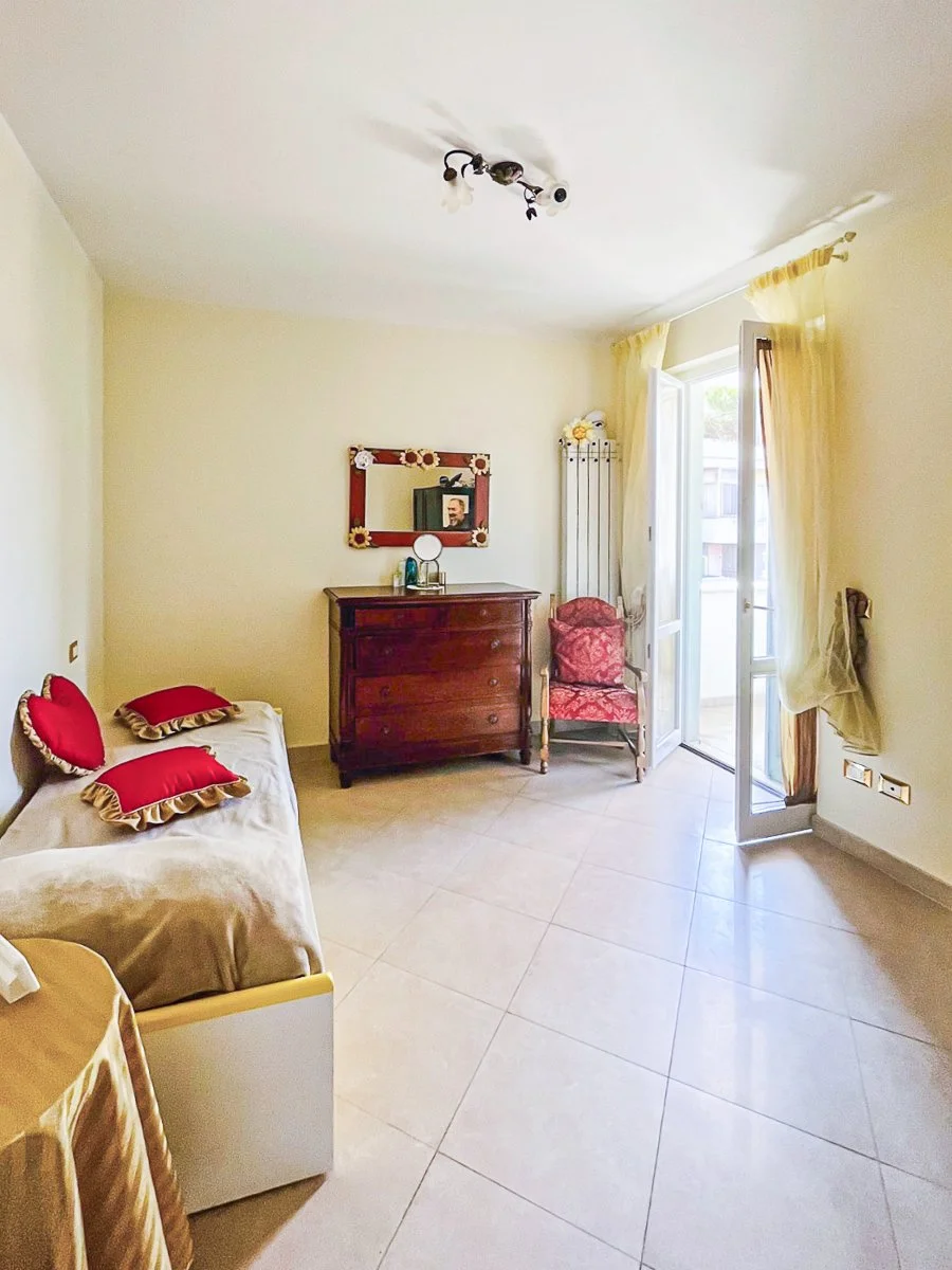 Villa  Via Quarto.jpg