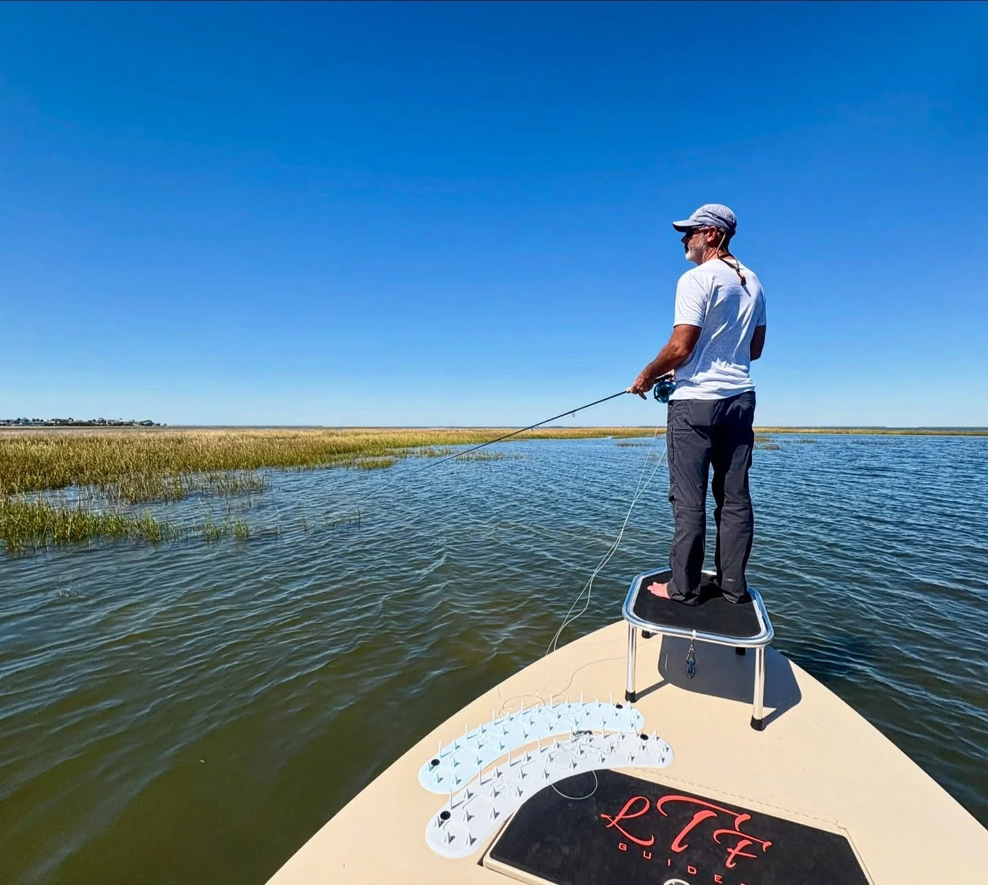 Boat Dayz&rsquo; with @trout60 @nlatoof @jeffmckenna29flyfishing 🧂 💦 #cwsff #coloradowestslopeflyfishing #nature #smile #travel #flyfishing #fishing #trout #browntrout #fish #rainbowtrout #beautiful #bassfishing #happy #coloradoflyfishing #fun #col
