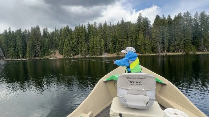 We couldn&rsquo;t let &ldquo;Big Bro&rdquo; have all the fun 🤩 Way to go EVERETT 🙌 Crushing it on the fly @scottflyrods 🎣 @western.colorado @coloradowestslopeflyfishing 💦 @reebs16 @jeffmckenna29flyfishing ~ SO FUN 👏🙏 #cwsff #flyfishing #fishing