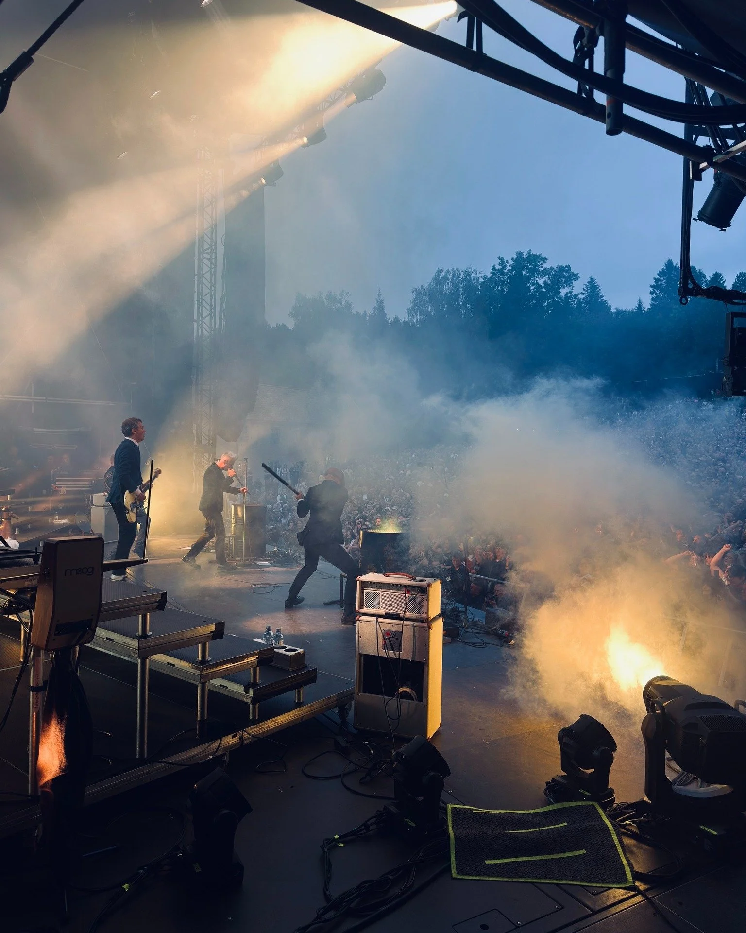 Week 32

Sigurd and Marius travelled to Trondheim with Kaizers Orchestra. Both working as sys lx, and Sigurd joining in as followspot op. They even had a trip down memory lane with (exploding) parcans 💥
Sigurd also teamed up with CT at &Oslash;yafes