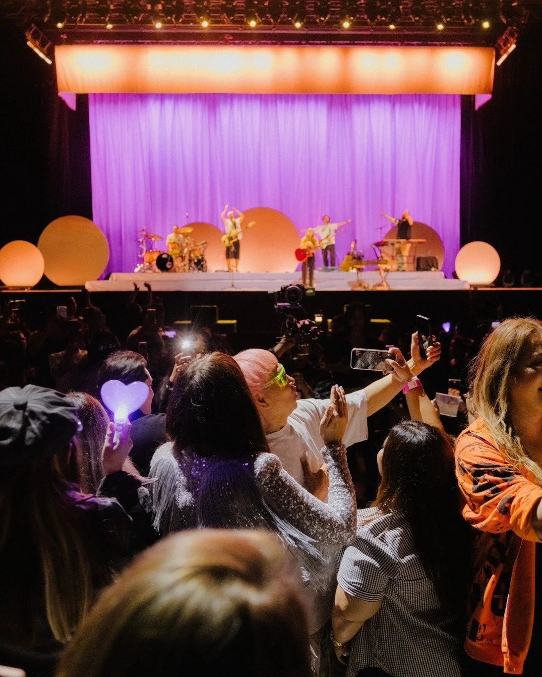 Week 47

Even if we truly enjoy time together at the workshop and office, our favorite workspace is out and about. This week has sent us to:

Bangkok, as M2M continues their journey through Asia. They even got to play a brand new venue, being the fir