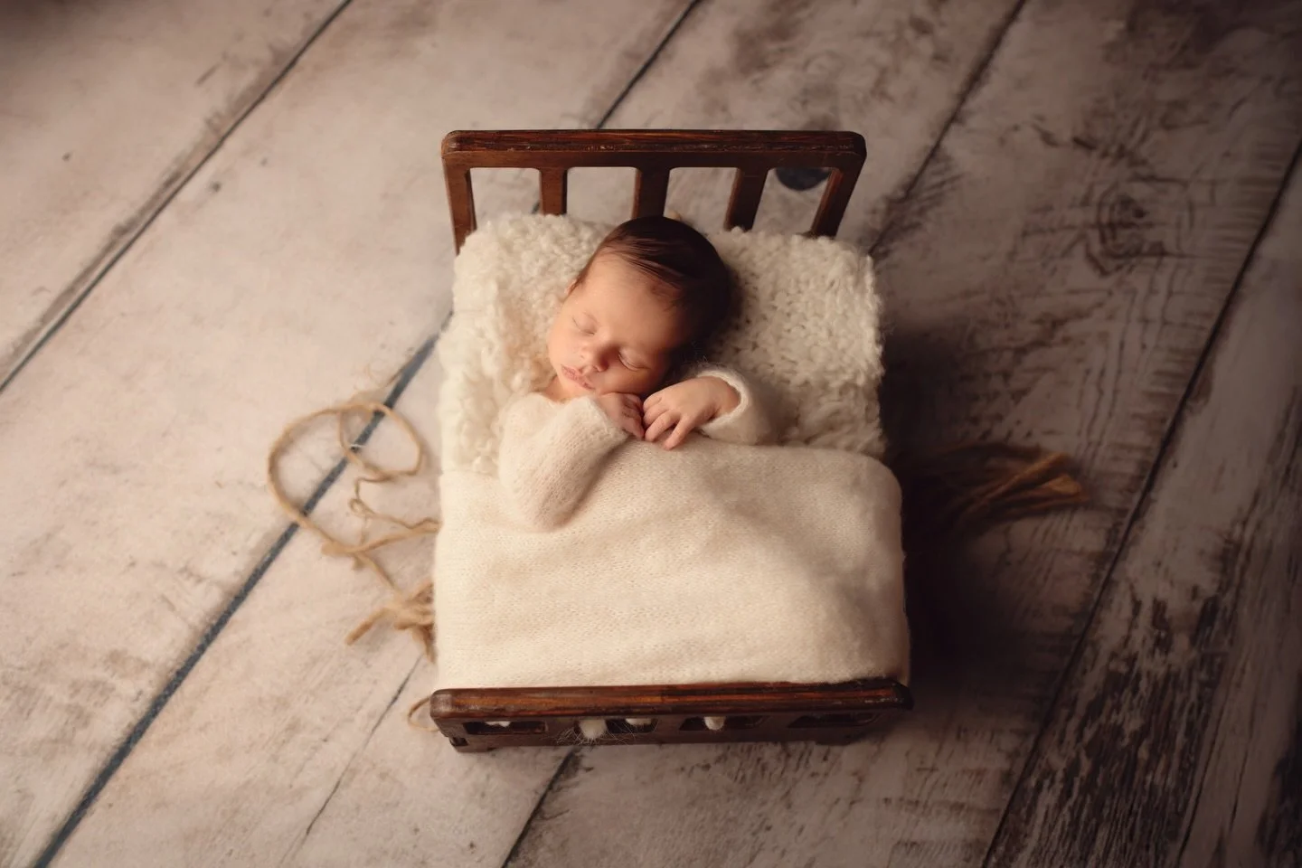 🤎 S&eacute;ance nouveau-n&eacute; 🤎

Tout emmitoufl&eacute;e dans son petit lit 🐻

Les s&eacute;ances nouveau-n&eacute; sont enti&egrave;rement personnalis&eacute;es!! A votre arriv&eacute;e plusieurs d&eacute;cors vous sont pr&eacute;sent&eacute;