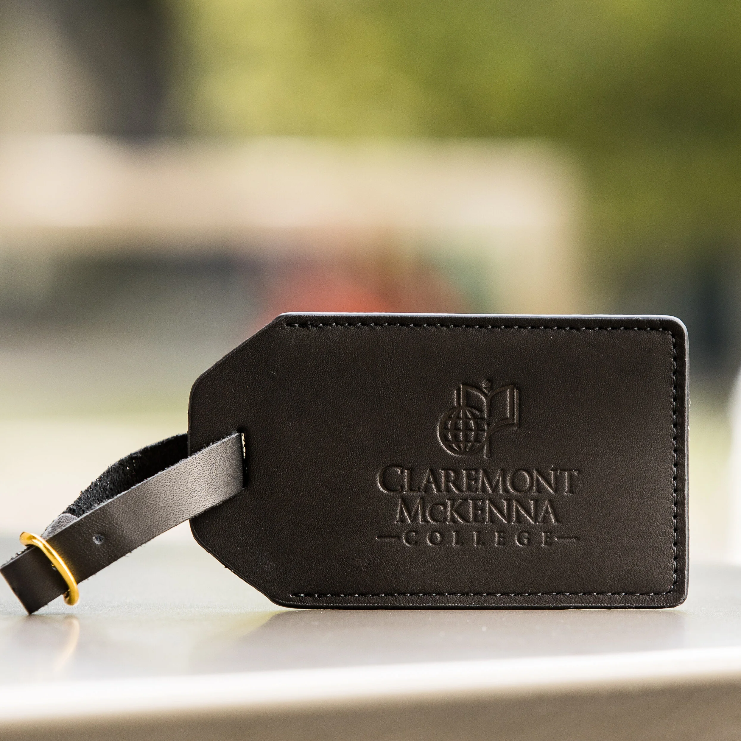 Claremont McKenna Leather Luggage Tag