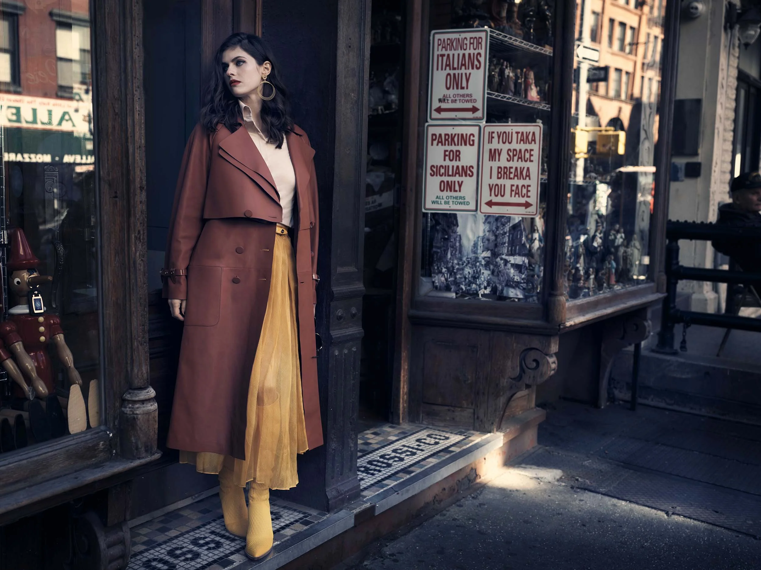 alexandra-daddario-magazine-fashion-celebrity-portrait-06.JPG