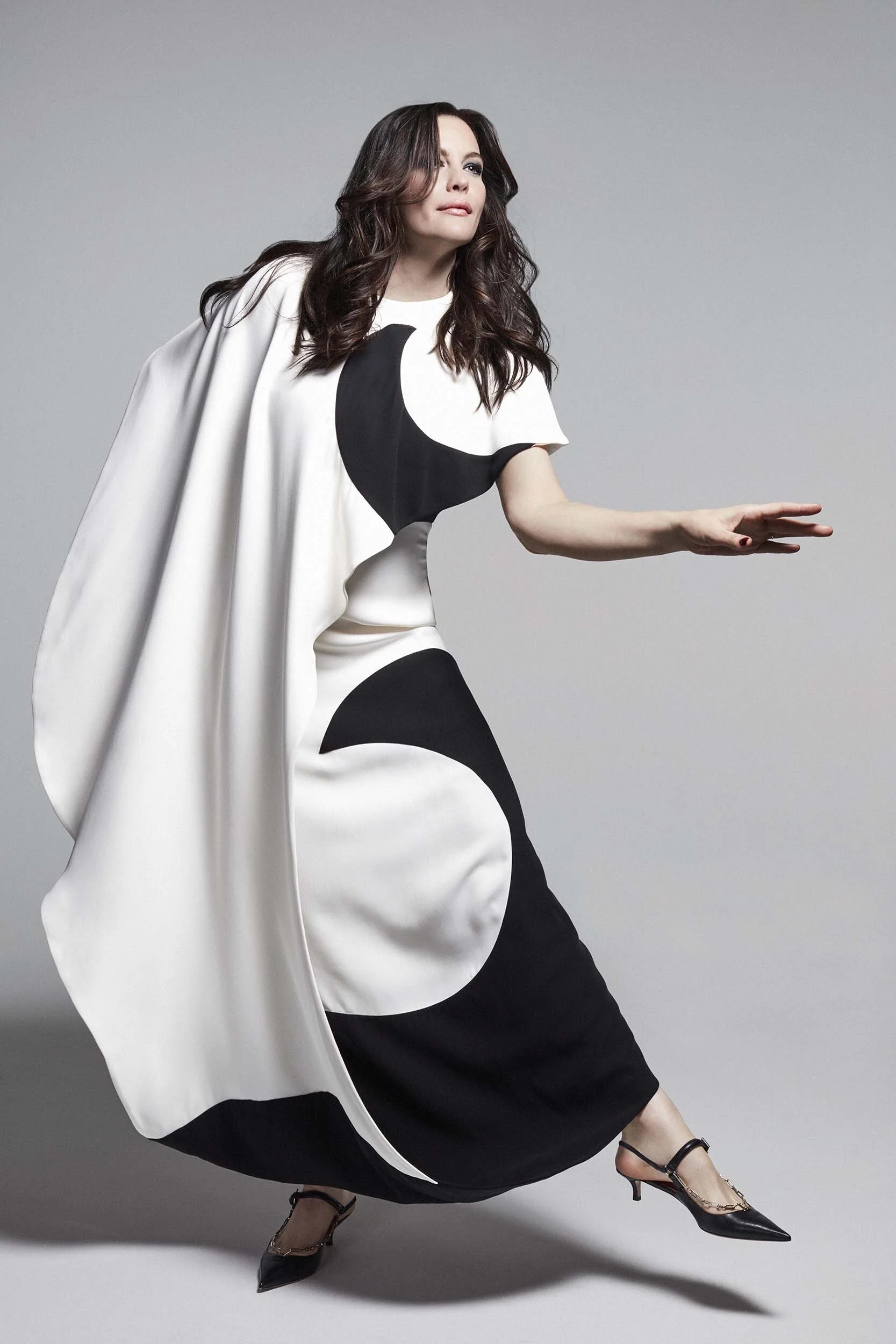 liv-tyler-magazine-fashion-celebrity-portrait-02.JPG